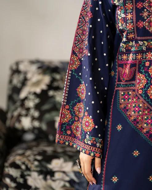 Balochi Embroidered Farshi Suit - Image 11