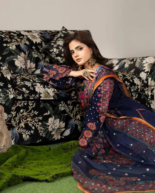 Balochi Embroidered Farshi Suit - Image 12