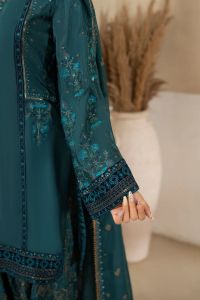 Tilla Embroidered Silk Suit - Thumbnail 13