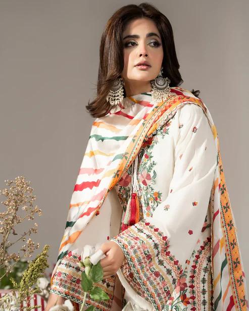 Short shirt with intricate multi-thread embroidery - Image 8