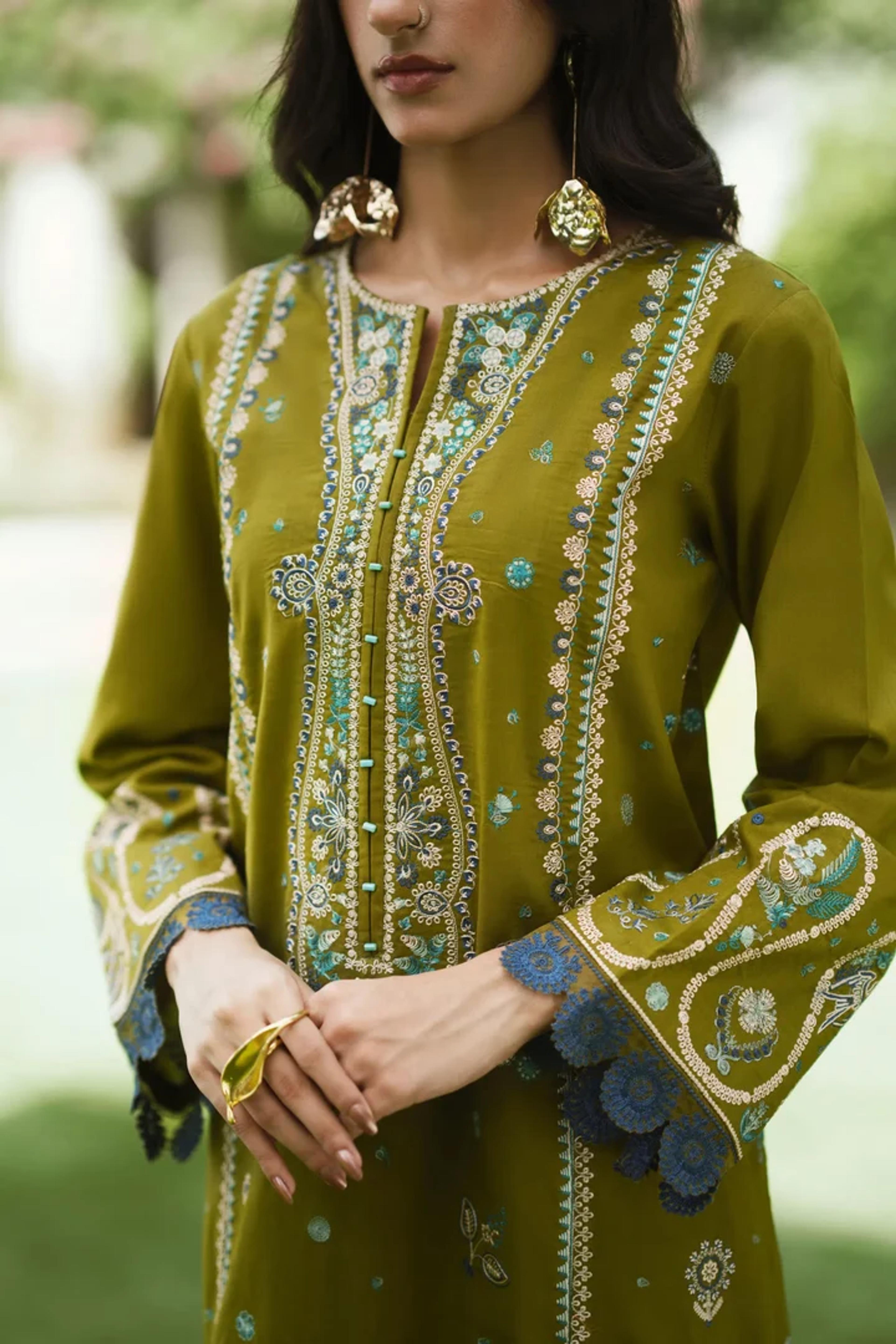 Mustard Meadow Lawn Suit & Azure Dupatta - Thumbnail 4