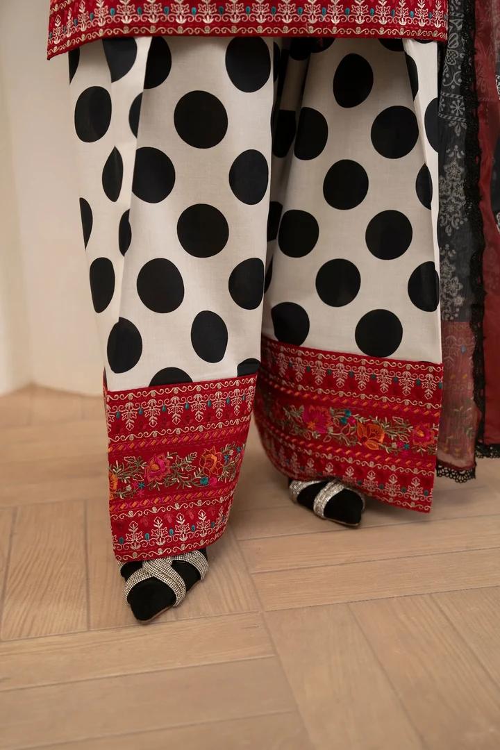 Flora Edit Embroidered Lawn Suit - Image 7