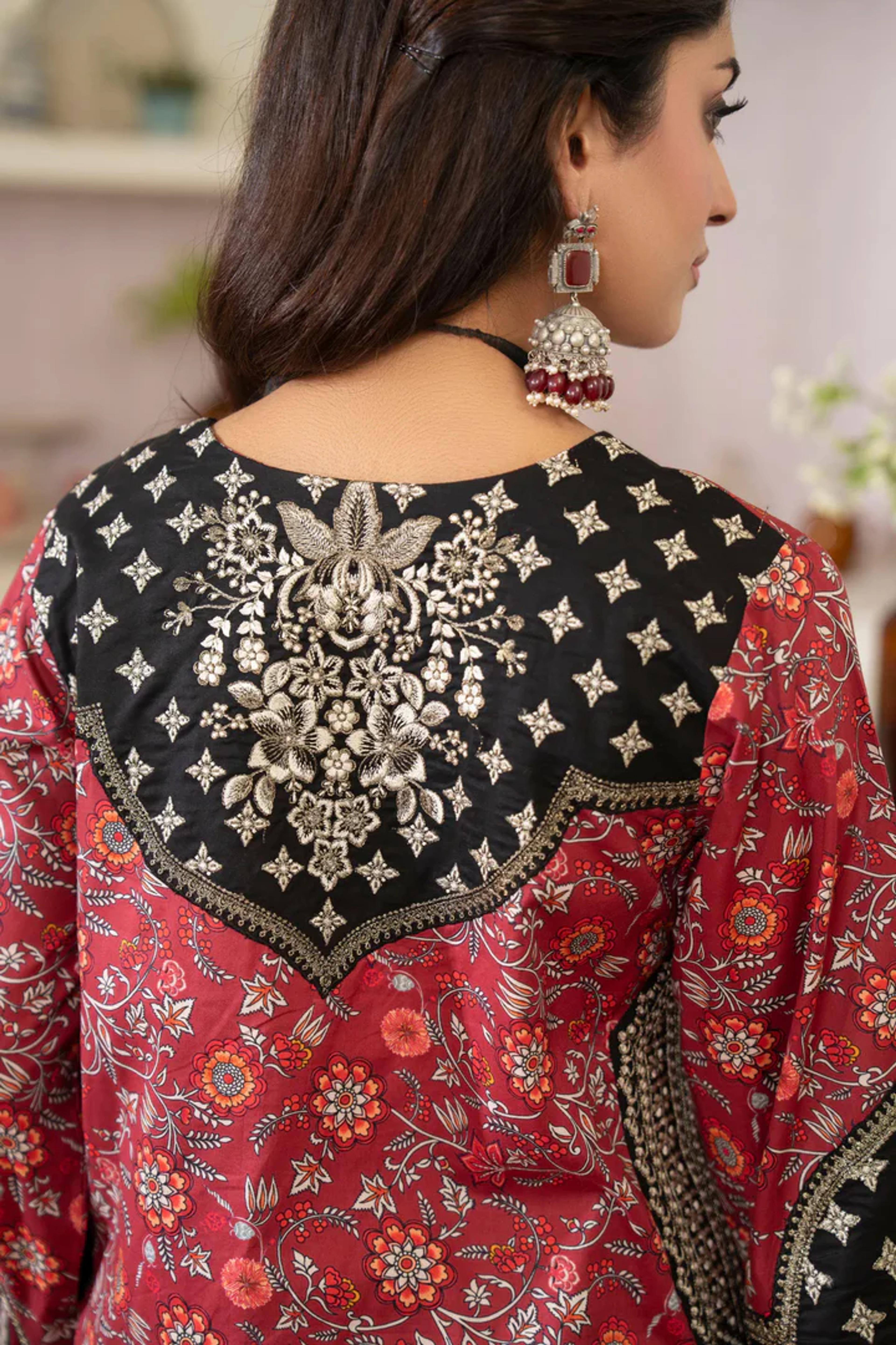 Luxury Lawn Ensemble - Thumbnail 8