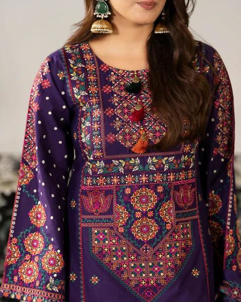 Balochi Embroidered Farshi Suit - Image 4