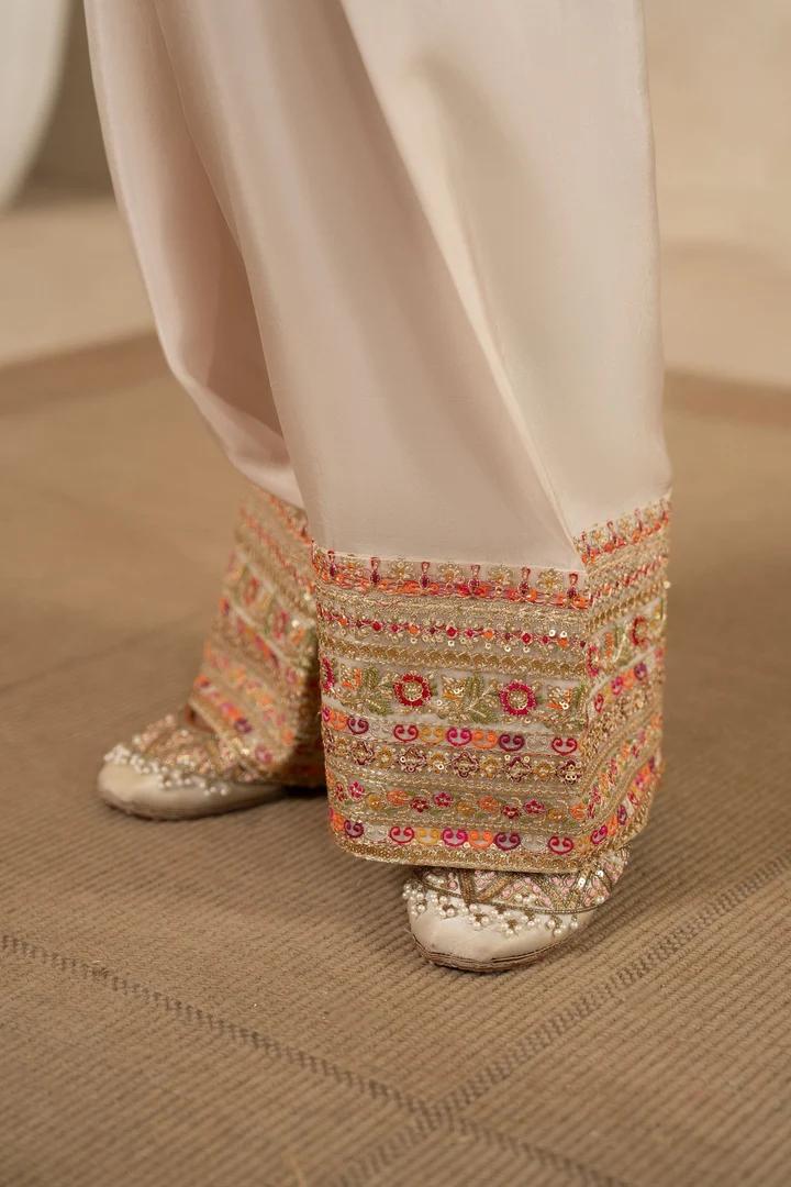 3D Sequin Floral Embroidered Suit - Image 7