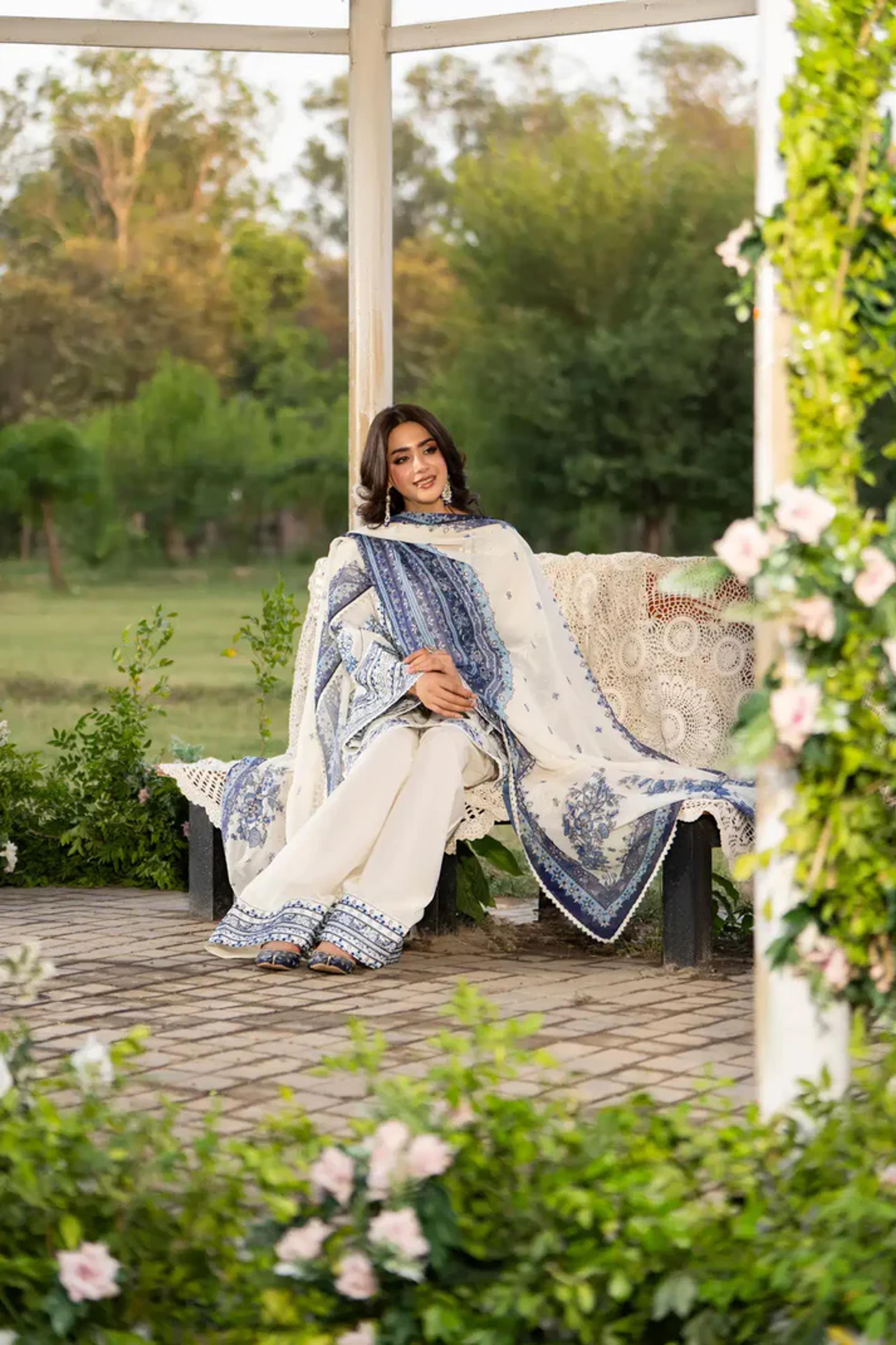 Multi-Thread Embroidered Shirt with Classic Shalwar - Thumbnail 8