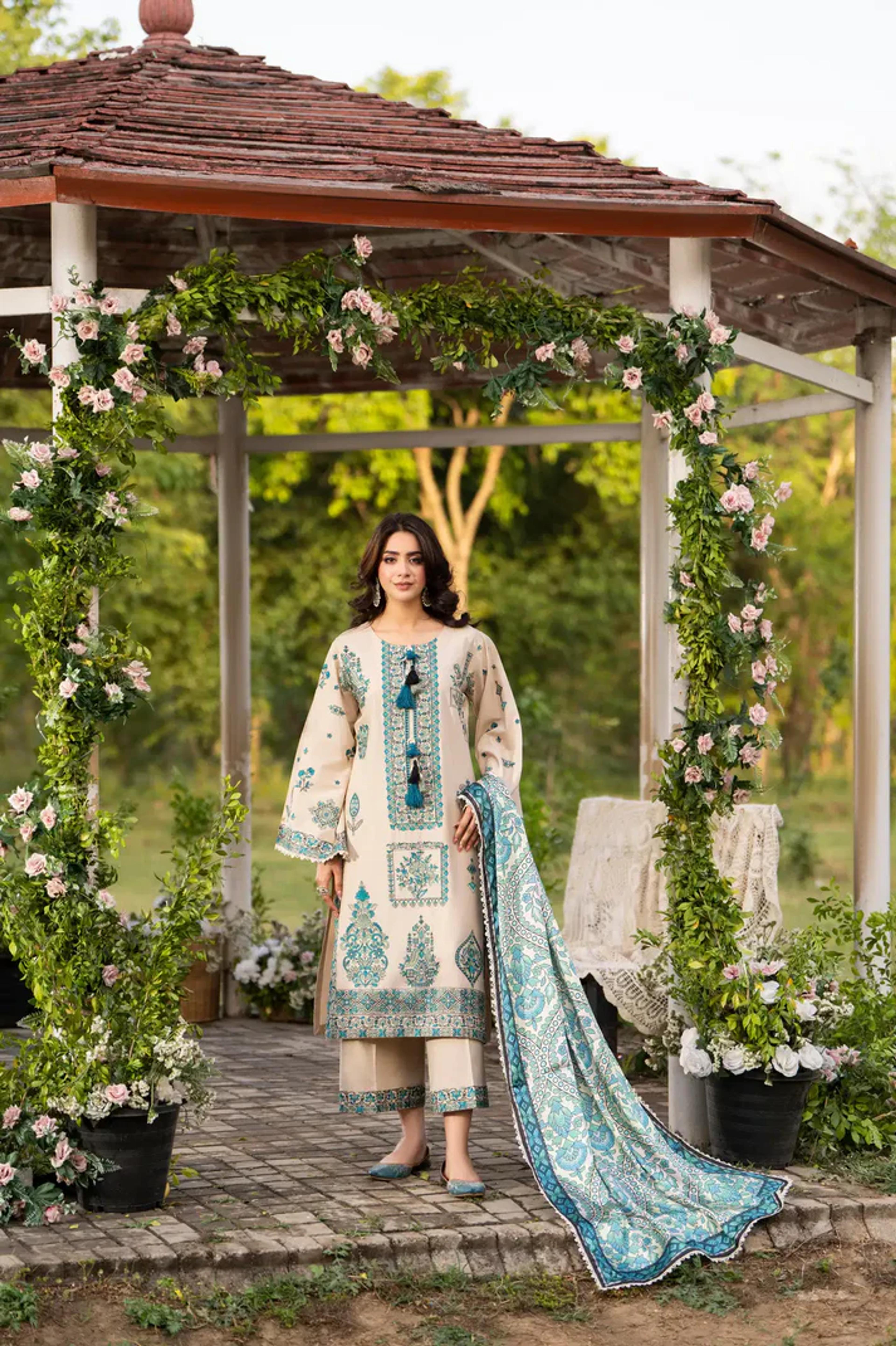 Multi-Thread Embroidered Shirt with Silk Dupatta & Plazo - Thumbnail 2
