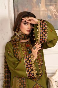 Sindhi Embroidered Shirt & Loose Trouser with Chiffon Dupatta - Thumbnail 4