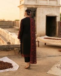Embroidered Lace Lawn Ensemble - Thumbnail 2