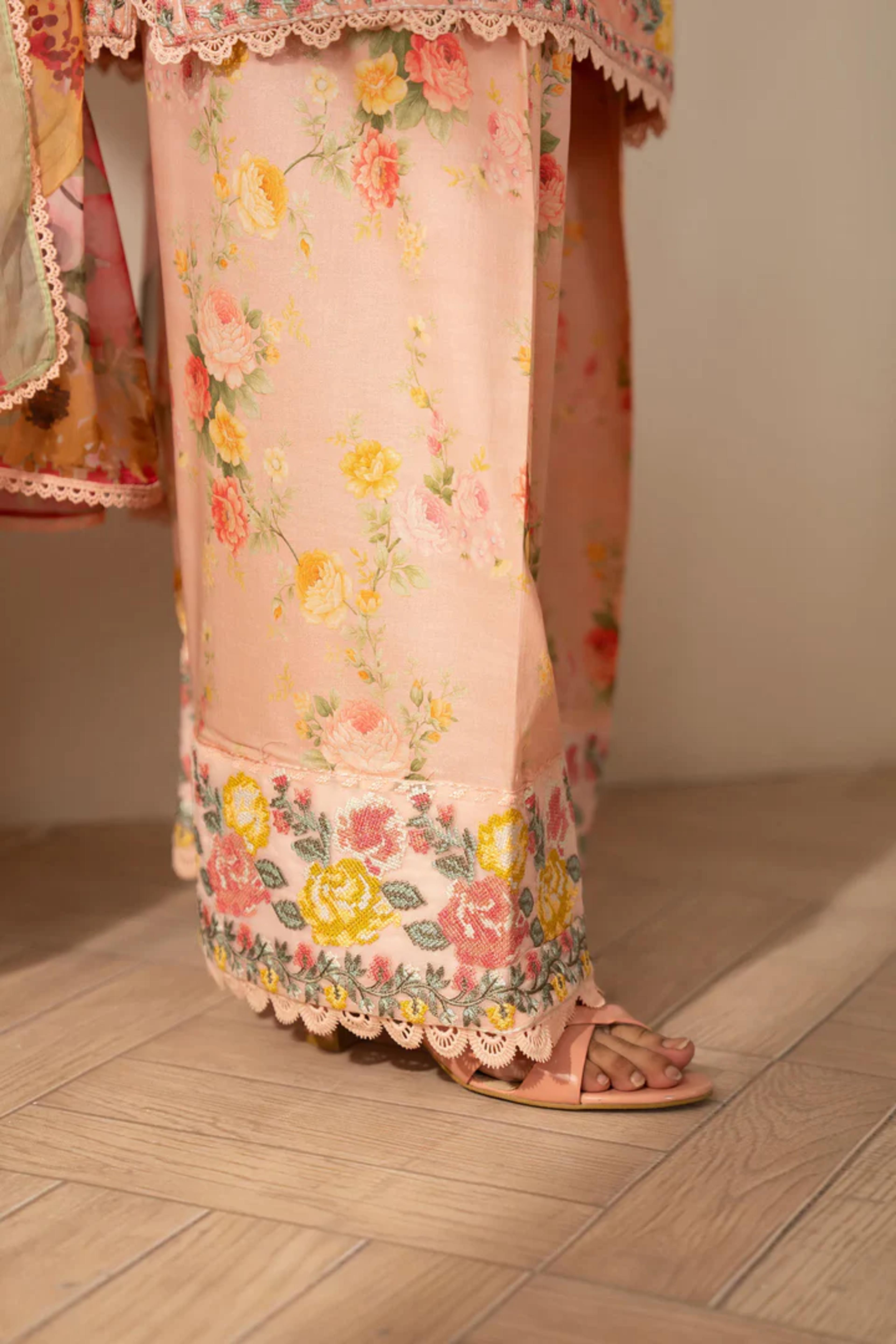 Embroidered Lawn Suit - Thumbnail 7