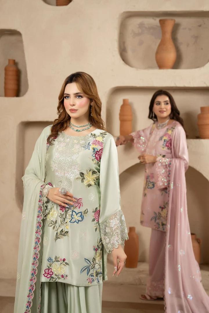 Bloom Embroidered Silk Suit - Image 16