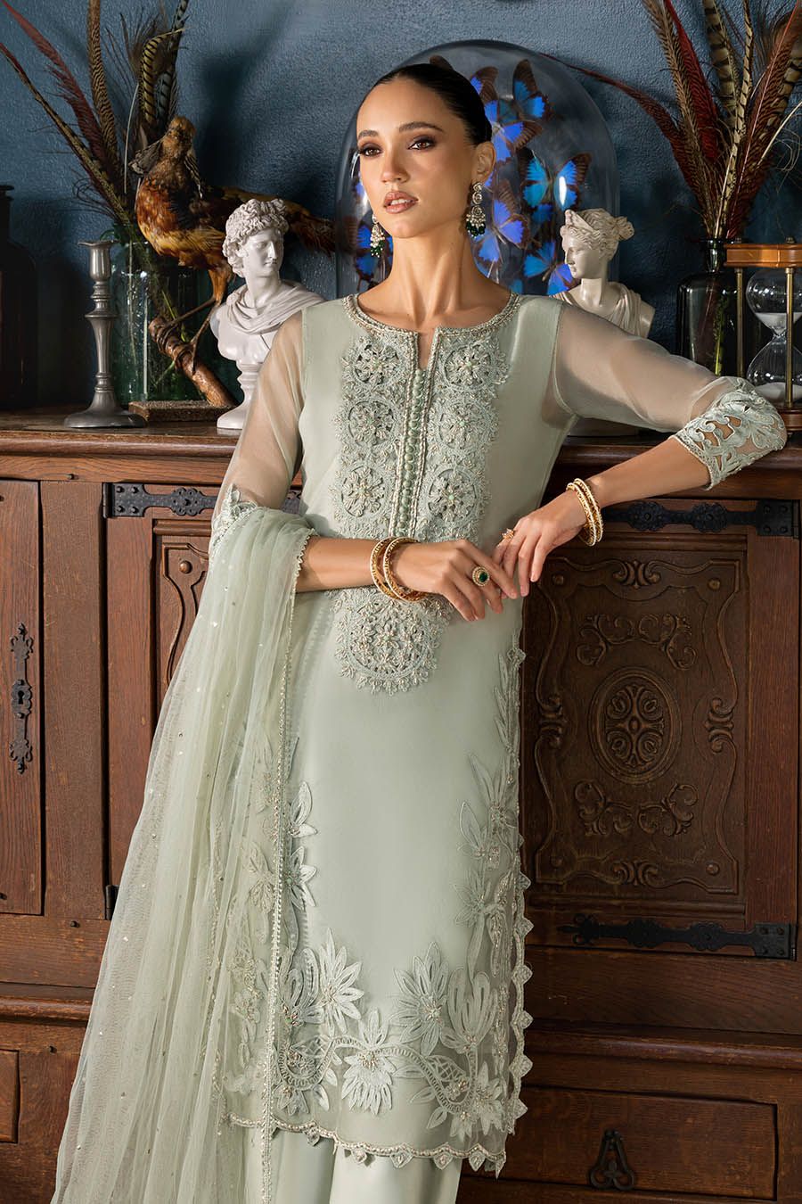 Kora & Aari Embroidered Set - Image 13