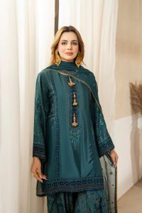 Tilla Embroidered Silk Suit - Thumbnail 16