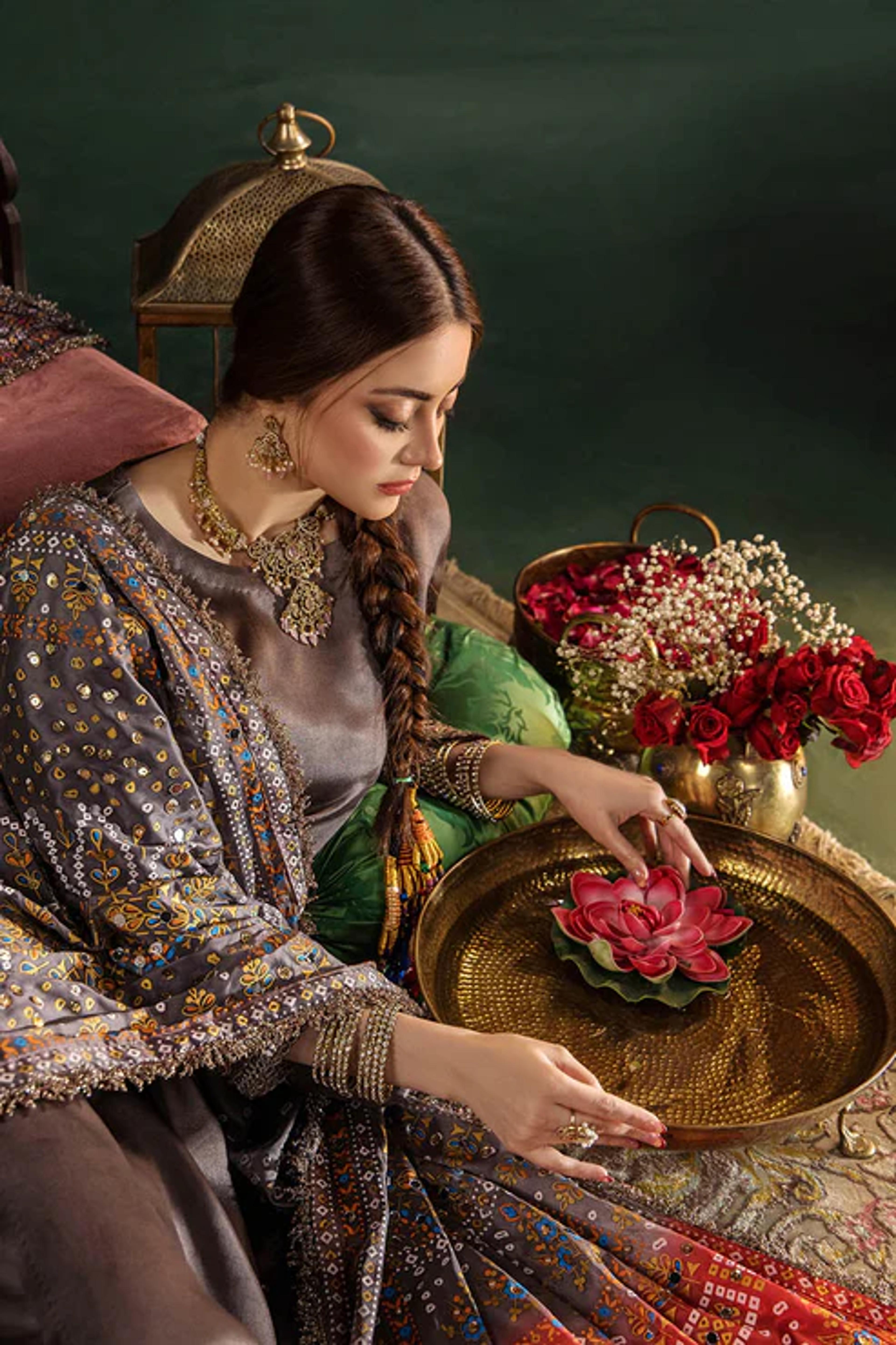Chermeuse Silk Suit Mirror&Gotta Work - Thumbnail 9