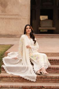 Chikankari Long Shirt with Sequins Dupatta & Capri - Thumbnail 8