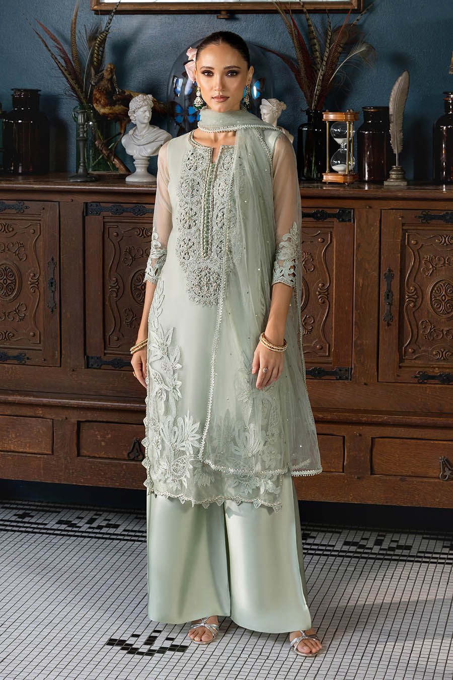 Kora & Aari Embroidered Set - Image 10