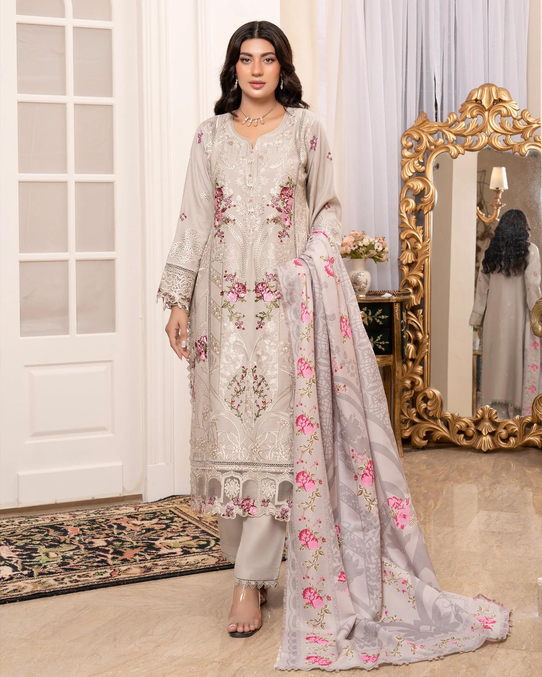 Aiza Bloom Suit - Image 1