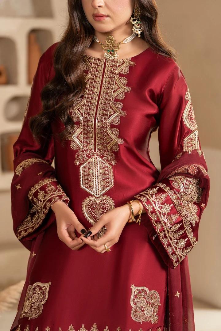 Regal Paisley Tilla Suit - Image 13