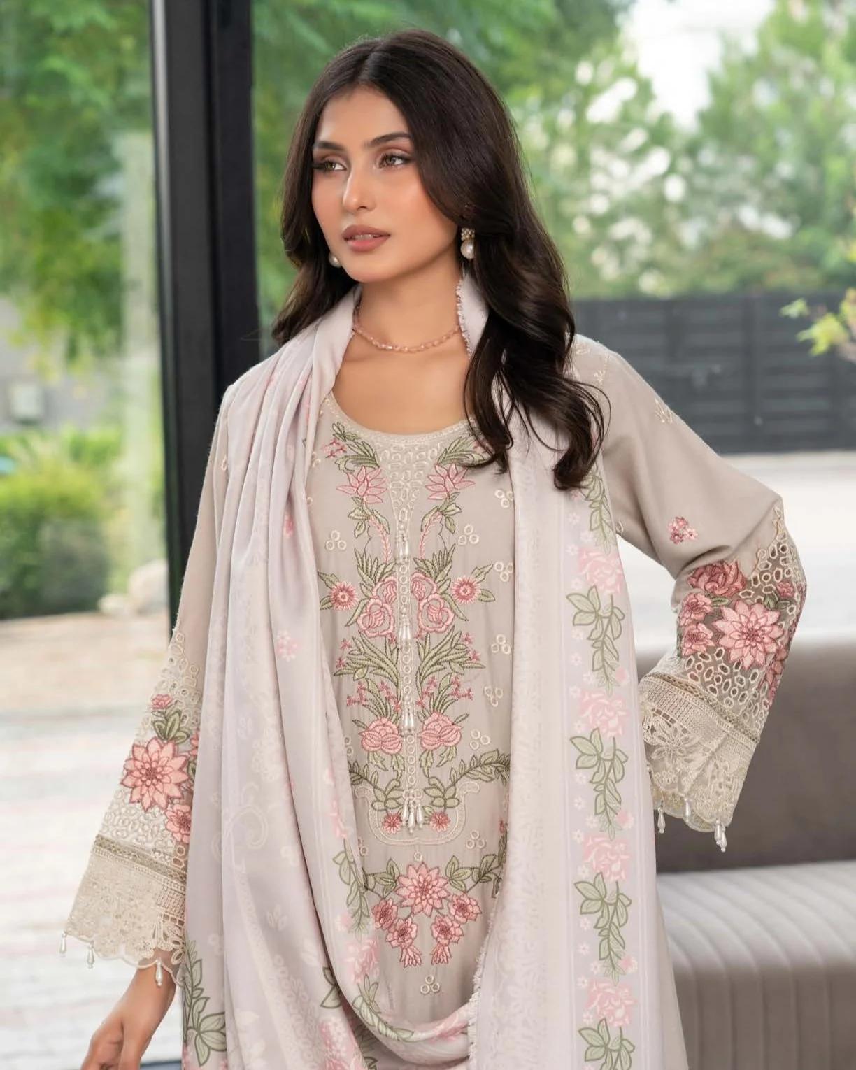 Embroidered Dhanak with Floral Neckline - Image 4