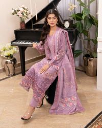 Laiba Bloom Suit - Thumbnail 3