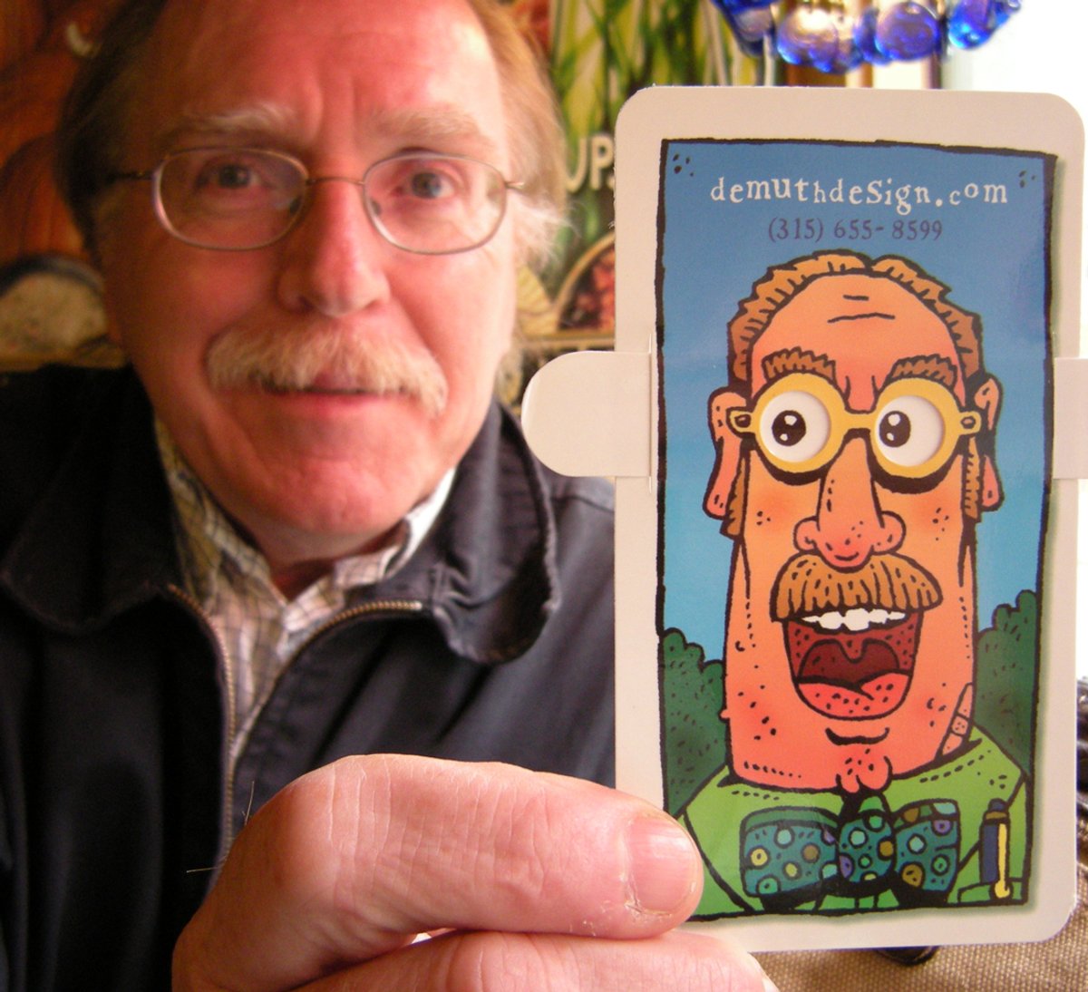 photo of Roger DeMuth
