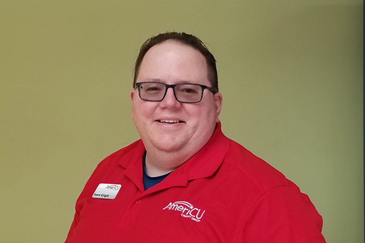 photo of Travis Knight