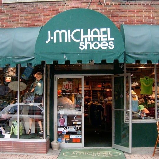 Entrance of J Michaels Shoes store on SU campus