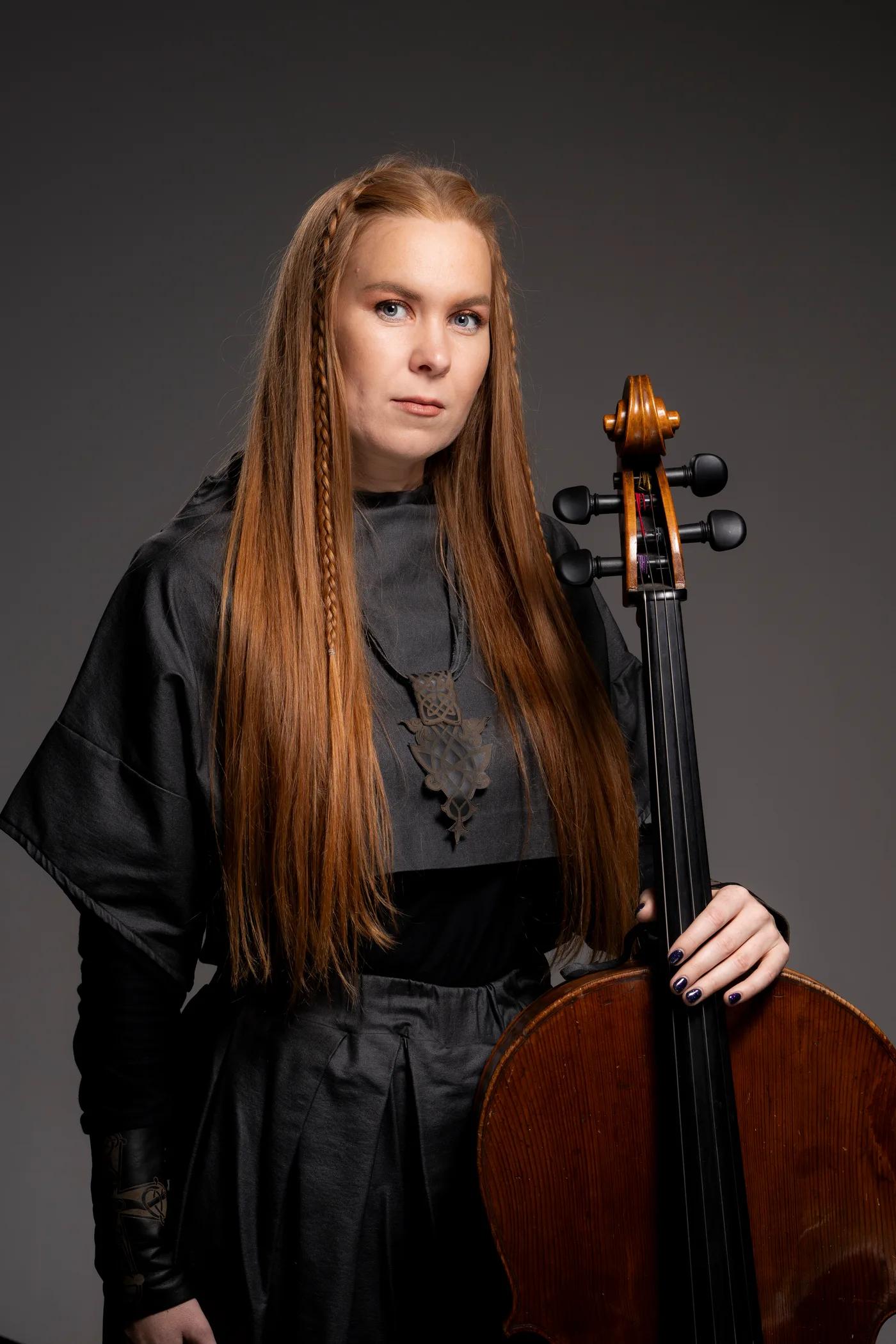 Women's portrait session in the Riga studio, photo 37