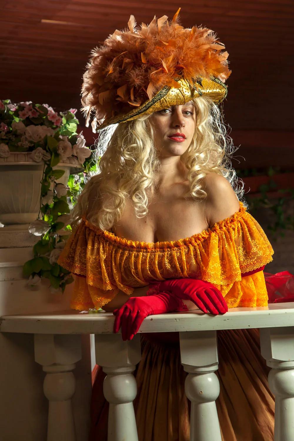 Women's portrait session in the Riga studio, photo 26