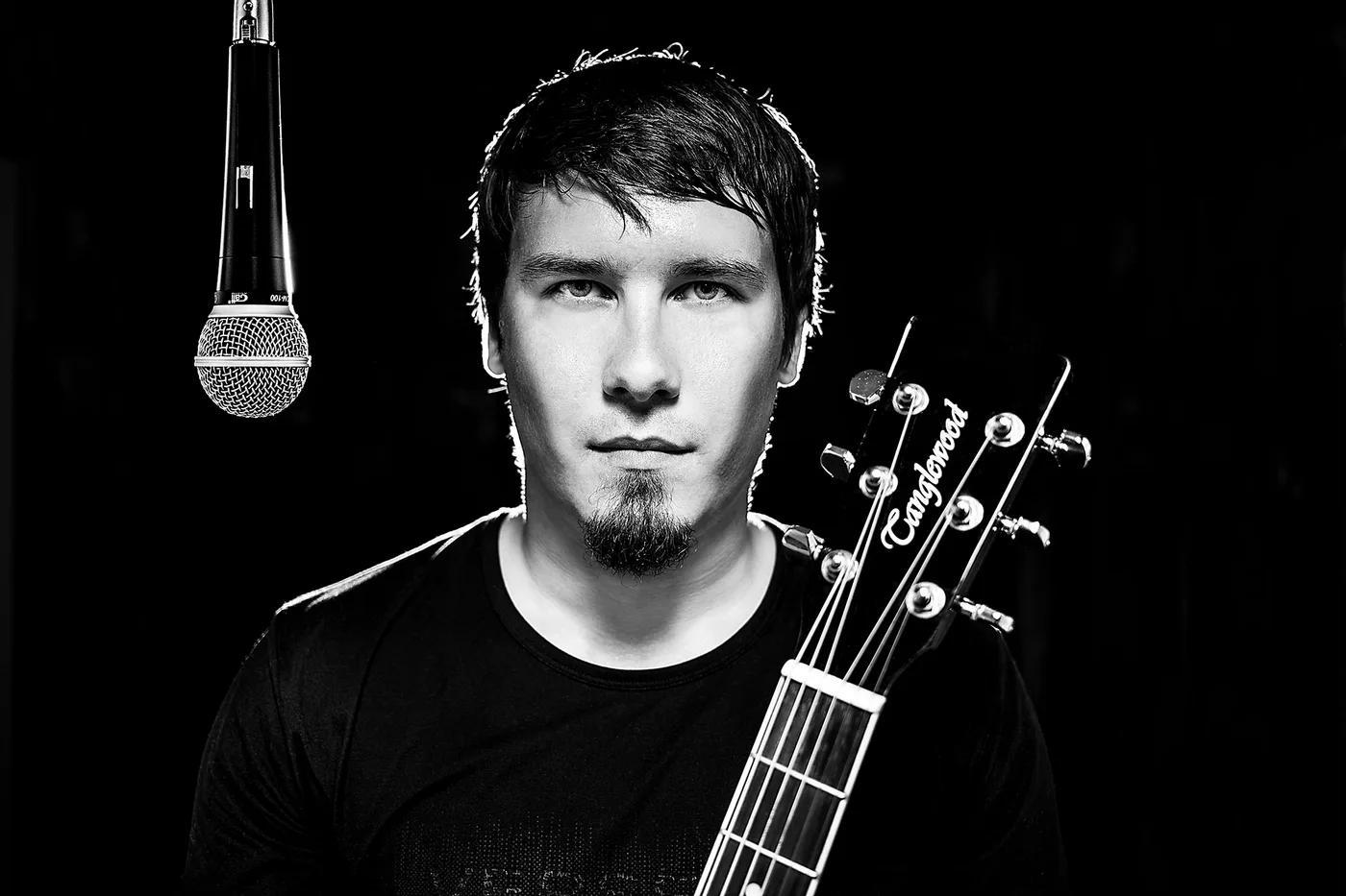 Men's portrait session in the Riga studio, photo 9