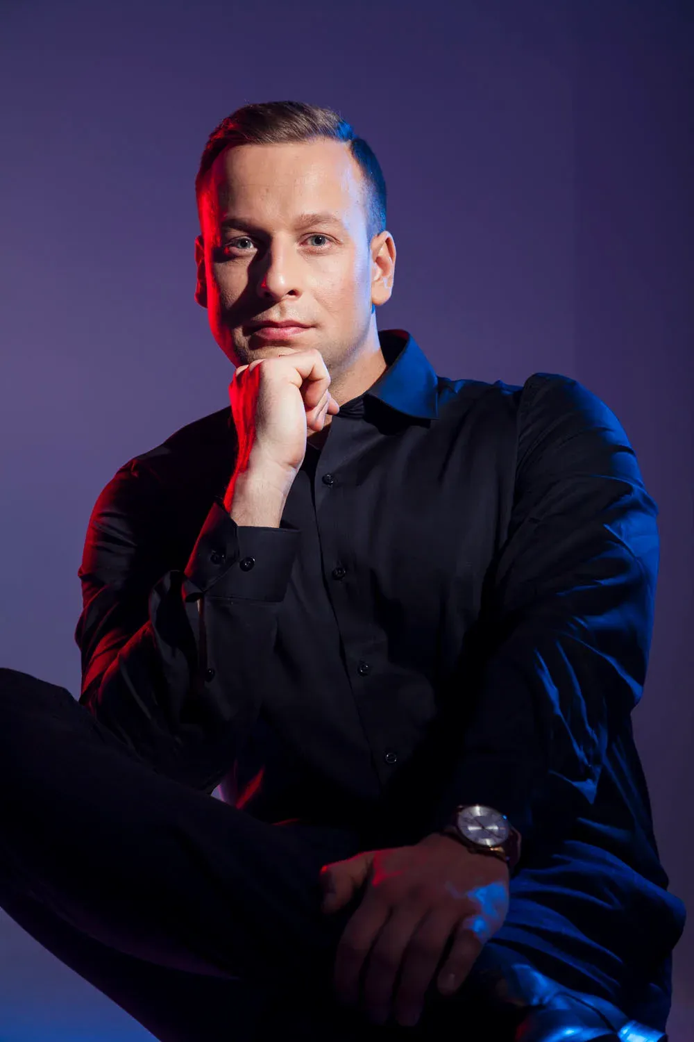 Men's portrait session in the Riga studio, photo 20