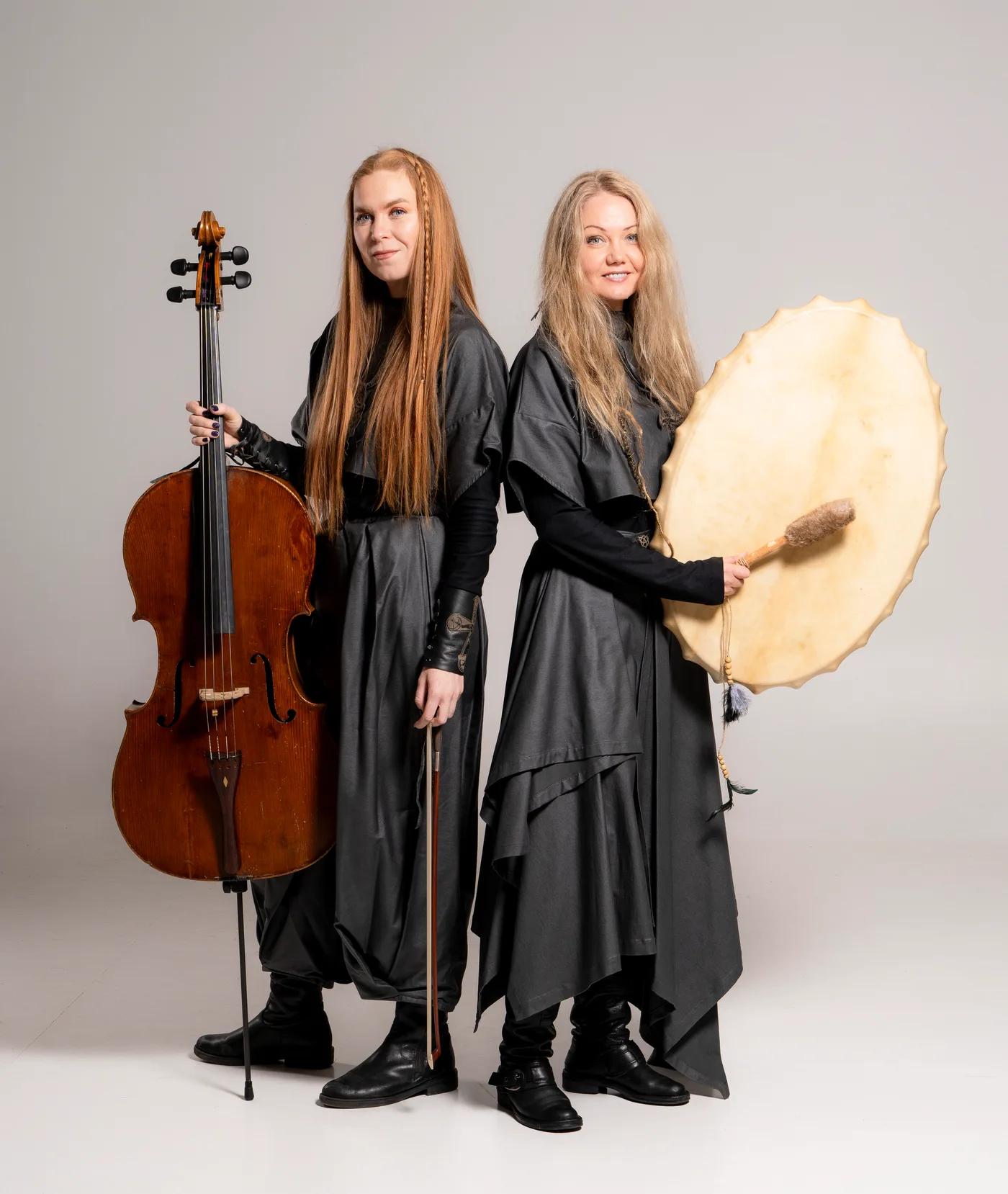 Women's portrait session in the Riga studio, photo 42