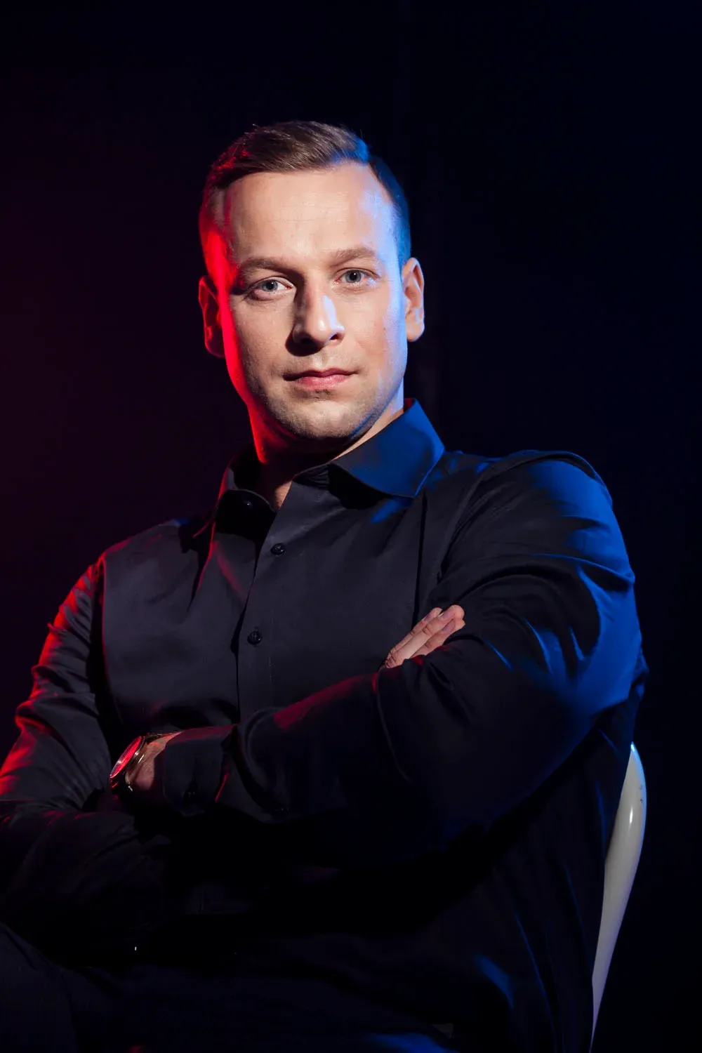 Men's portrait session in the Riga studio, photo 21