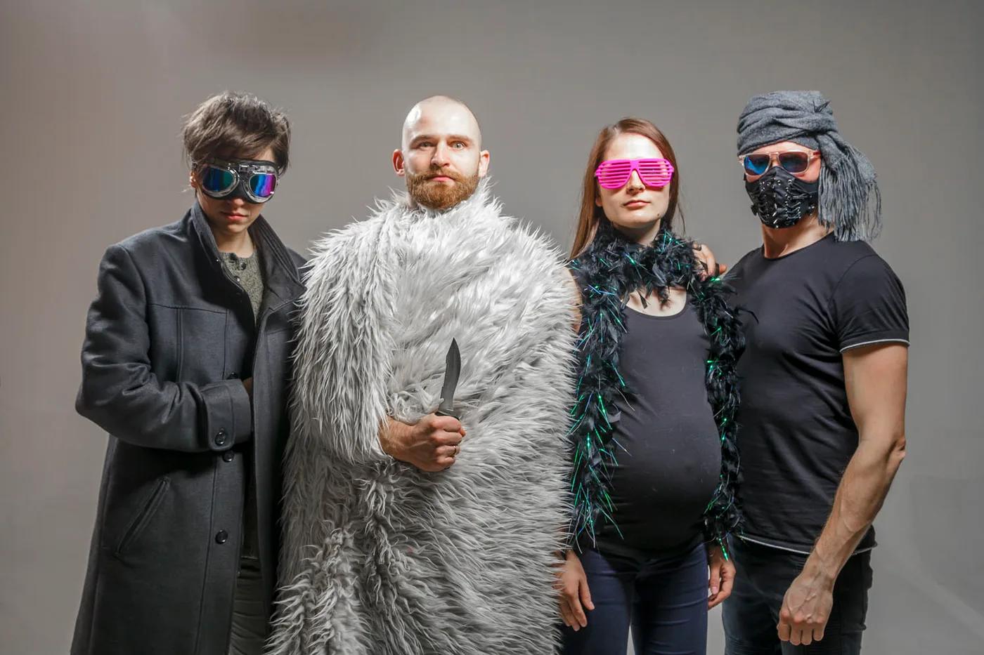 Family portrait session in the Riga studio, photo 11