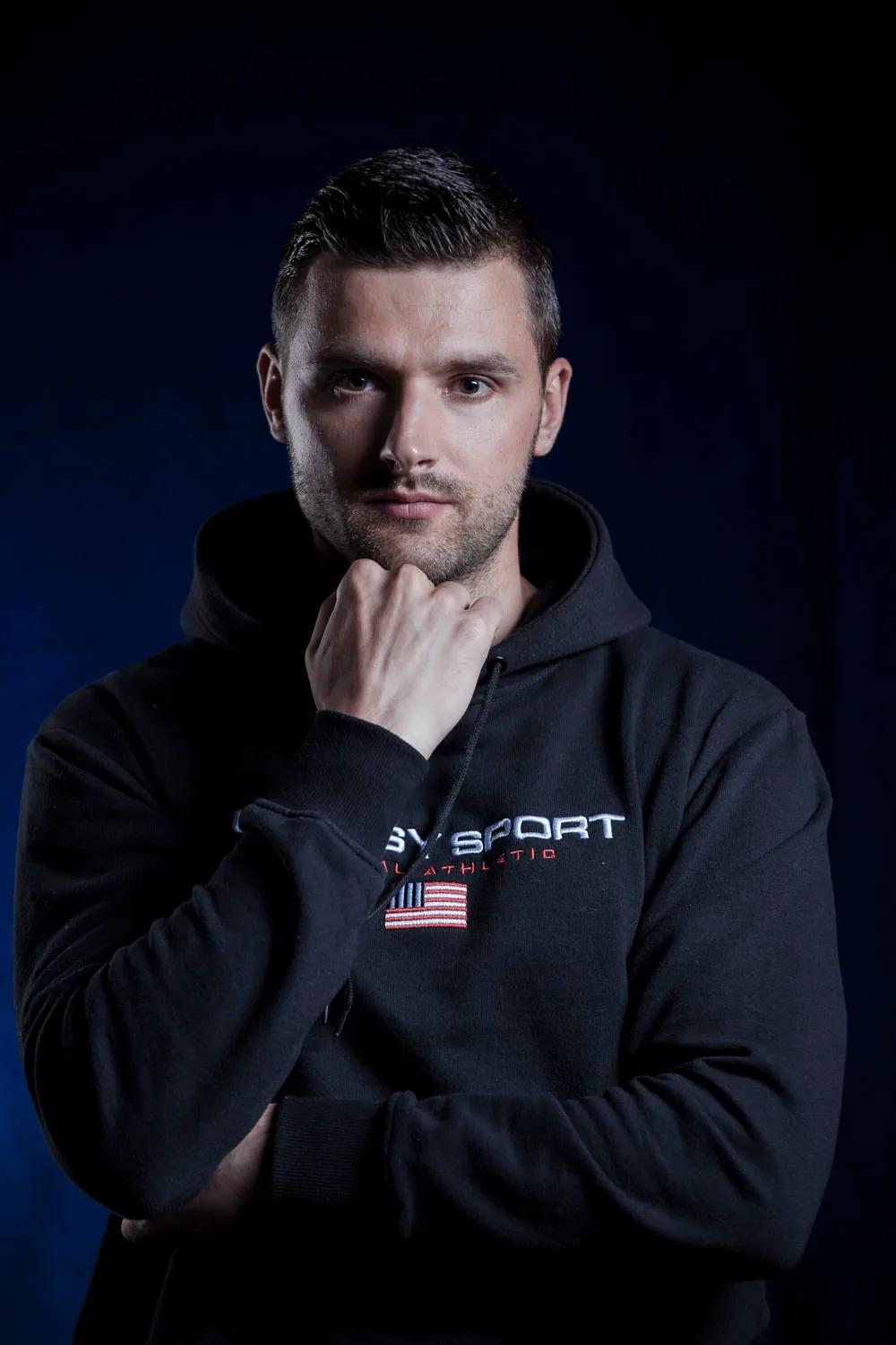 Men's portrait session in the Riga studio, photo 25