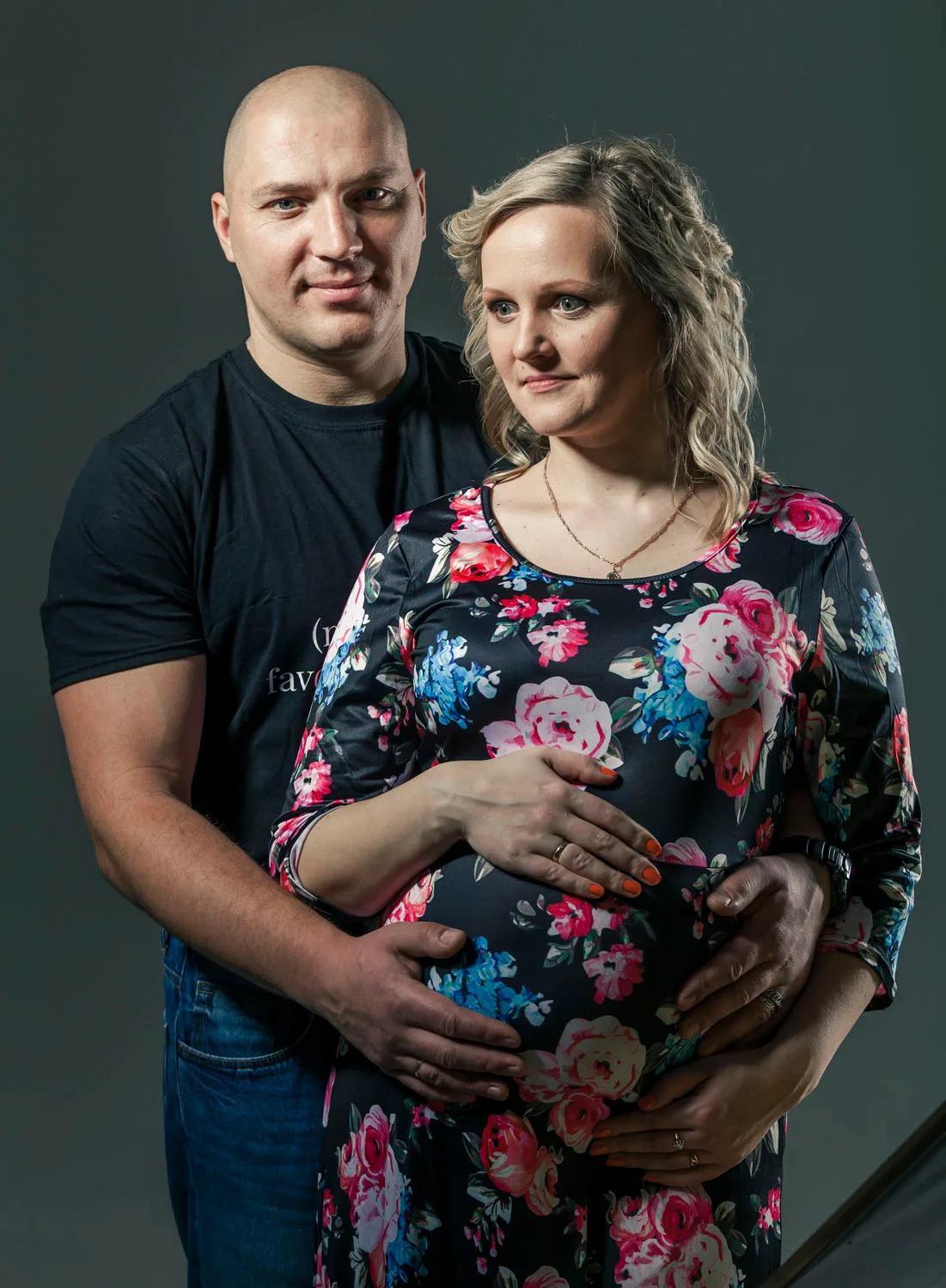 Family portrait session in the Riga studio, photo 13