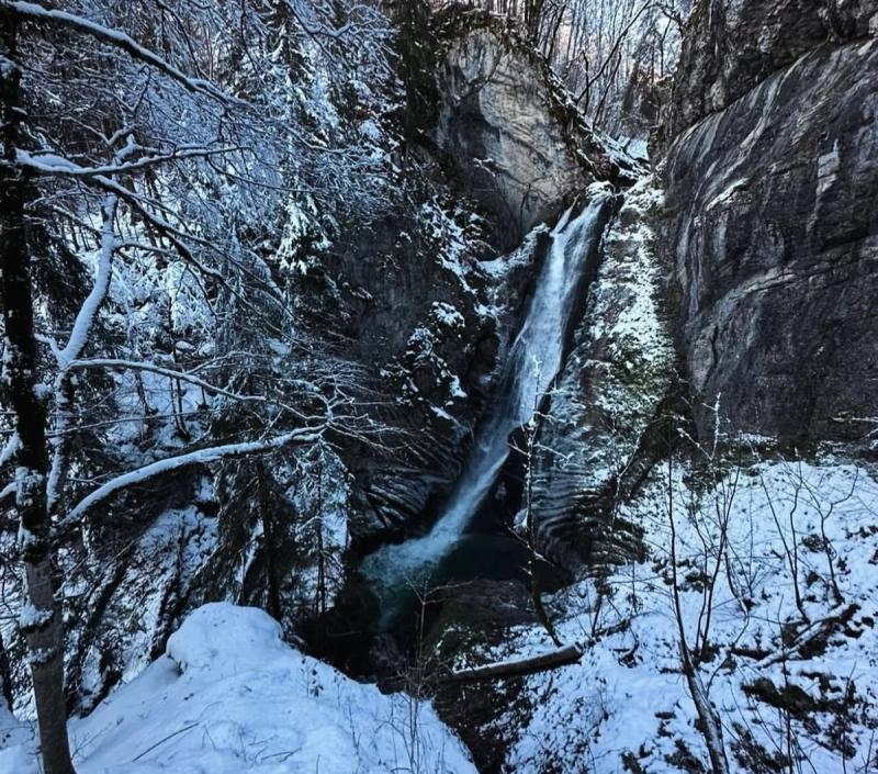 La Cascade Mystérieuse 
