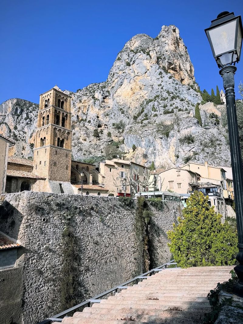 Le Village De Moustiers-Sainte-Marie