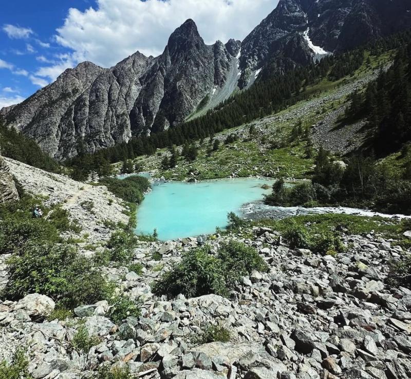 Le Lac de La Douche 