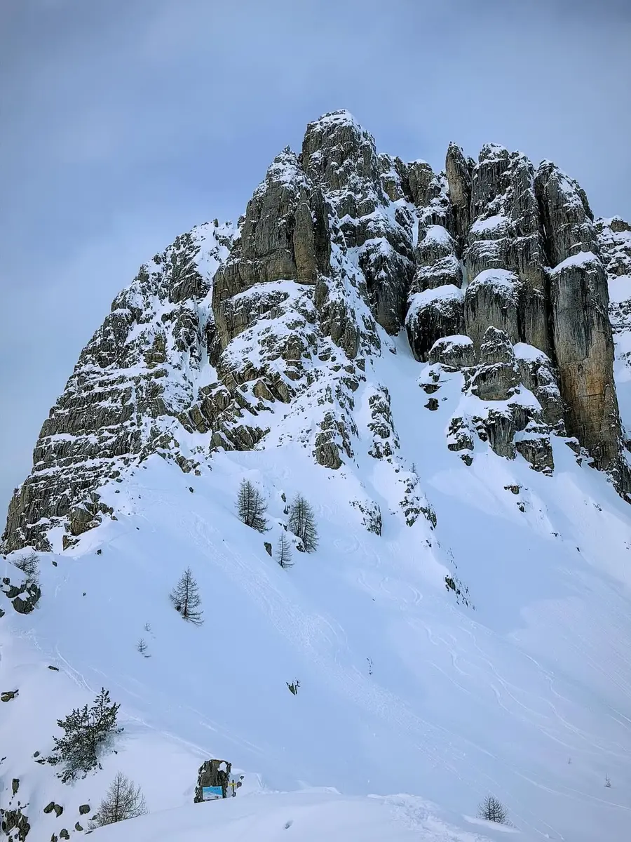 Image La Montagne Des Aiguilles De Chabrières