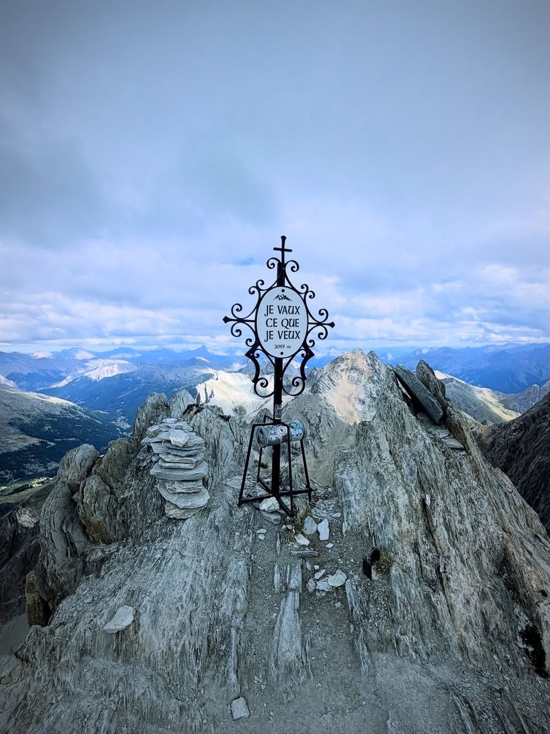 Le Sommet De la Pointe Des Cerces 