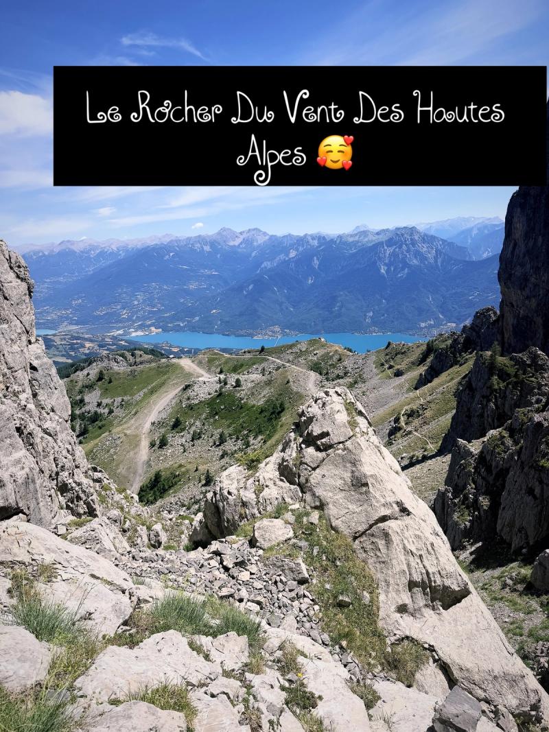 Le Sommet Des Aiguilles De Chabrières 