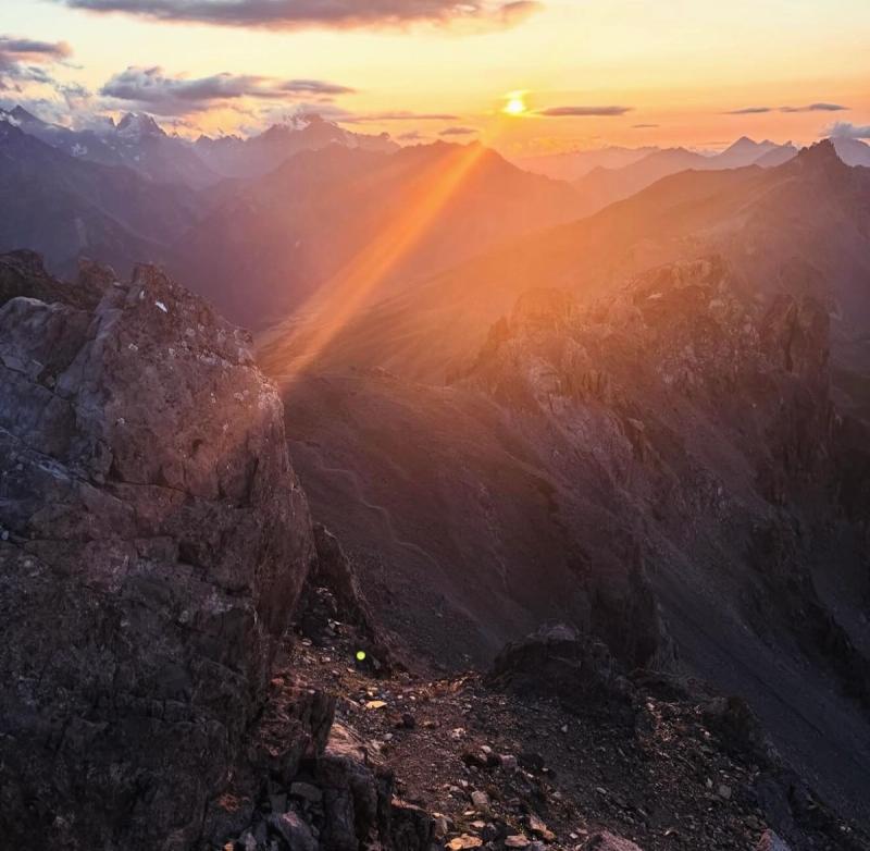 Sunset Grand Aréa