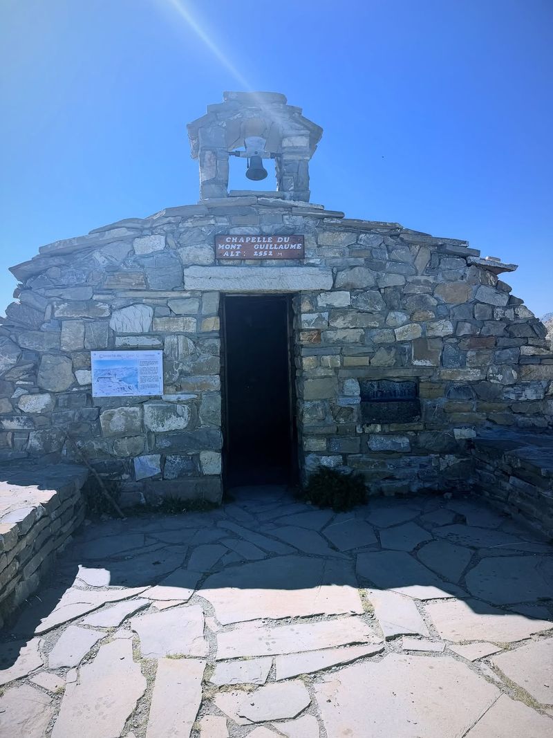 Le Sommet Du Mont Guillaume 