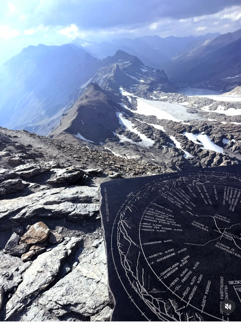 Le Sommet Du Rocciamelone Ou (Rochemelon)