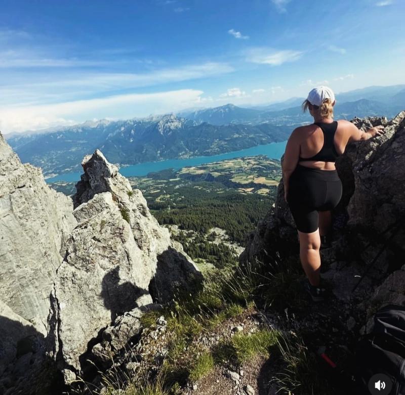 Le Sommet Des Aiguilles De Chabrières 