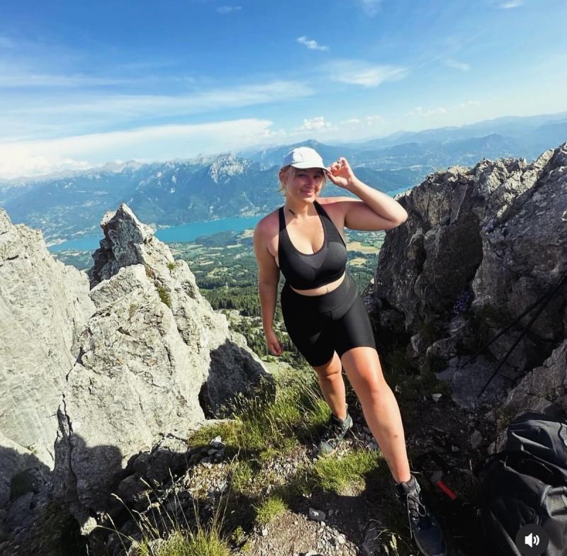 Le Sommet Des Aiguilles De Chabrières 