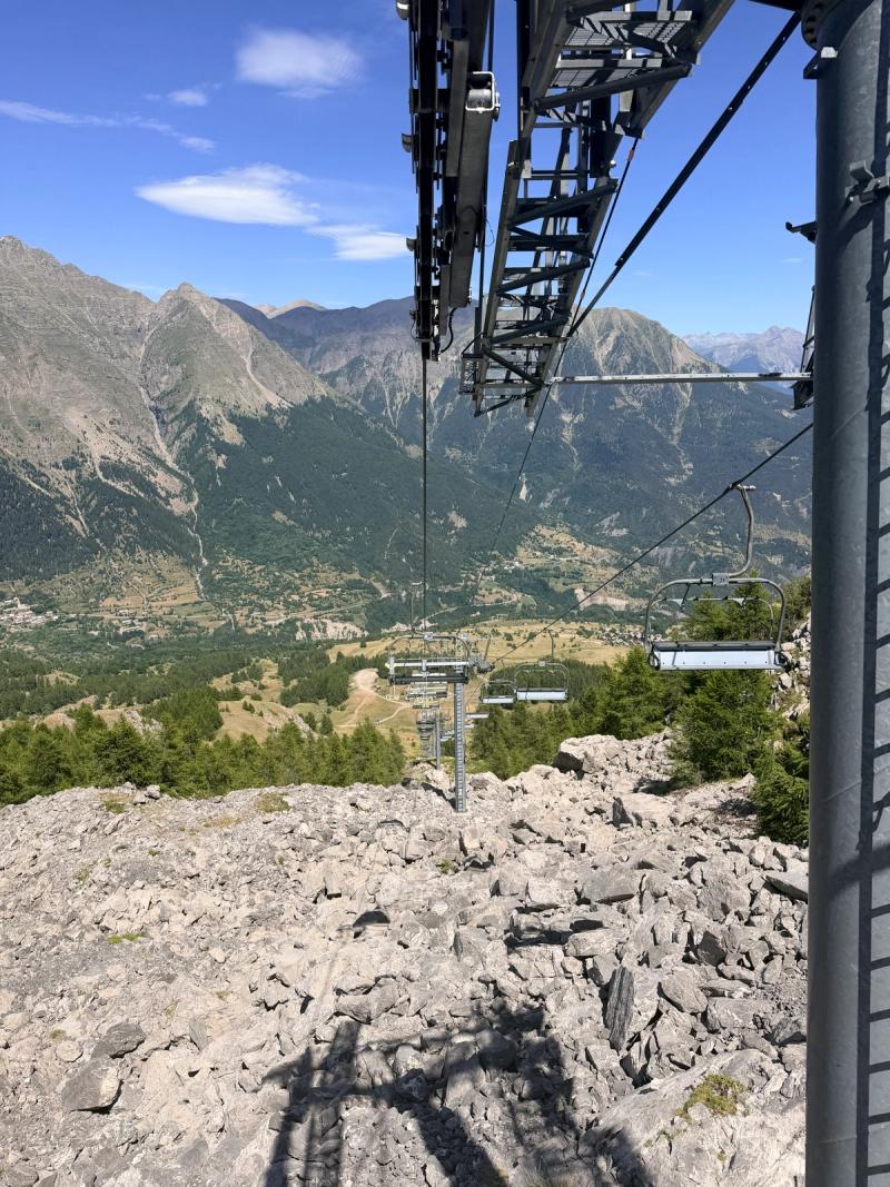Le Sommet Des Aiguilles De Chabrières 