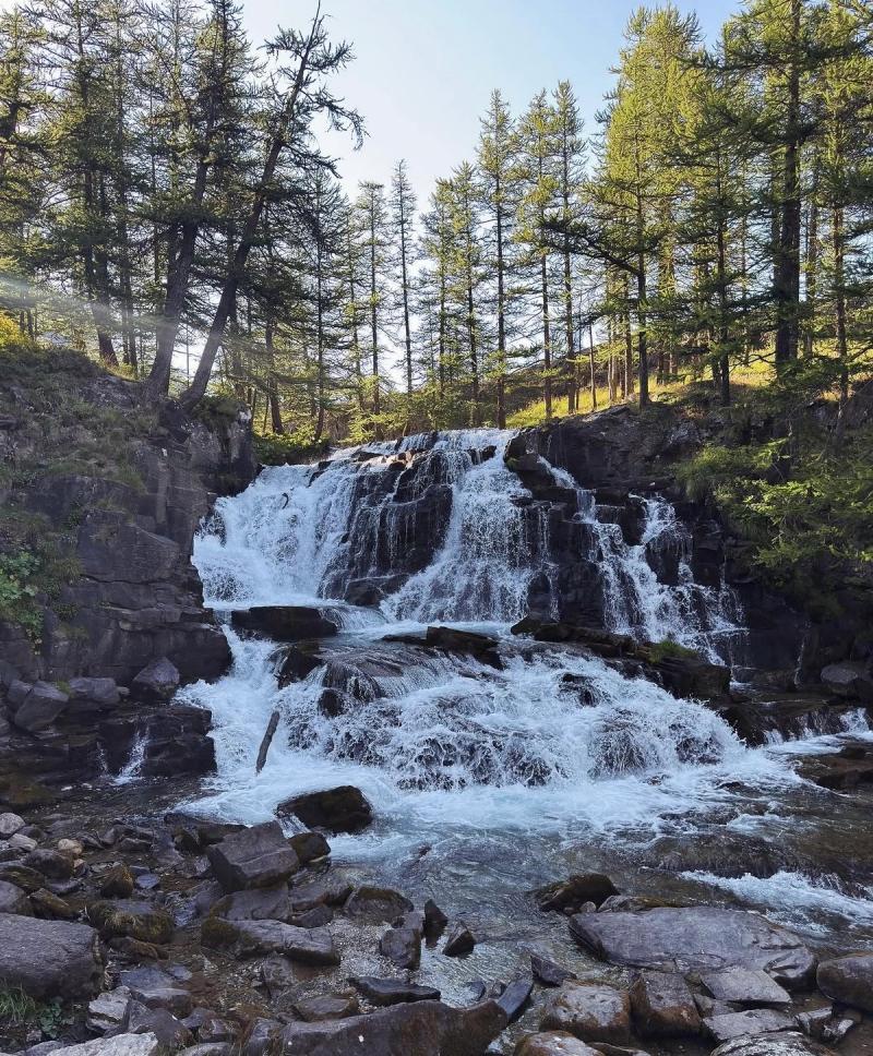 La Cascade De Fontcouverte