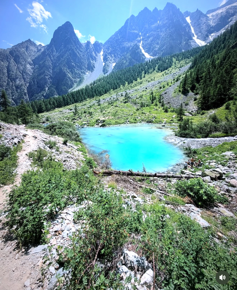 Le Lac de La Douche 